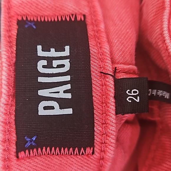 Paige Emmitt Relaxed Short Women 26 - Picture 2 of 8